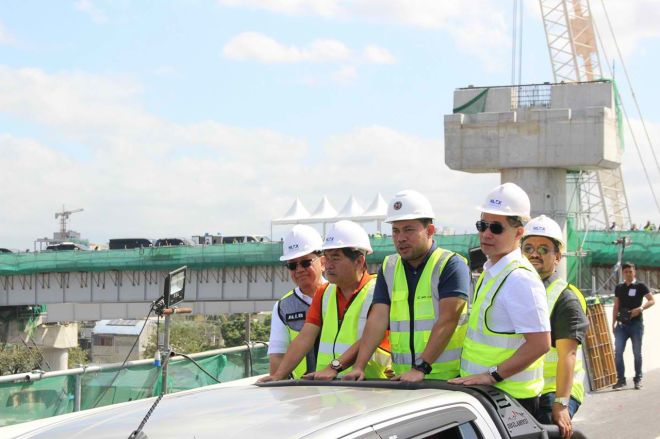 NLEX to Camanava in 10 mins via NLEX Harbor Link Malabon Exit image