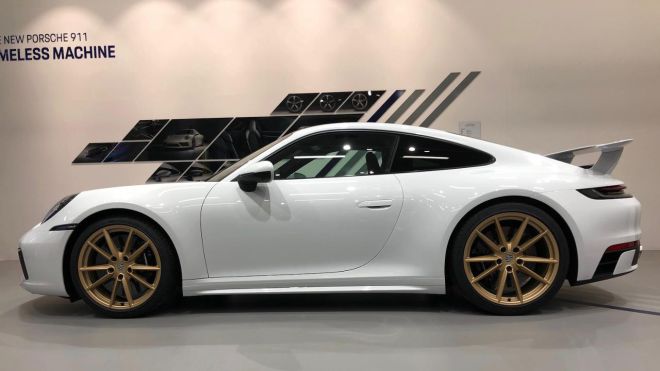 Porsche 911 Aerokit gives the 992 a GT3-style big wing image