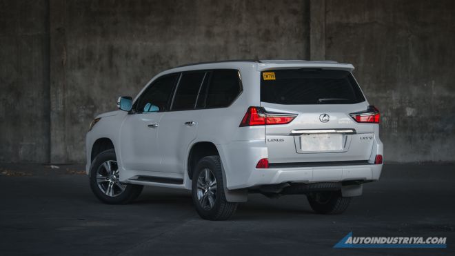 2019 Lexus LX570 image