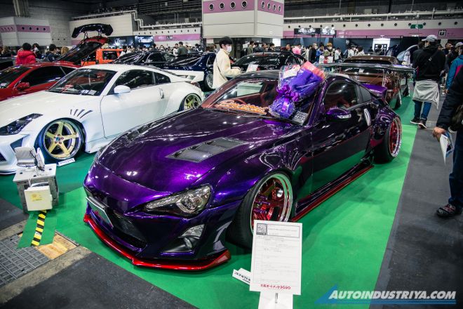 The Crazy Ridiculous Cars of Japan image