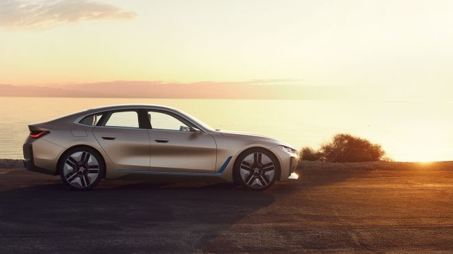 BMW&rsquo;s i4 Concept EV hints at the production model&rsquo;s design cues image