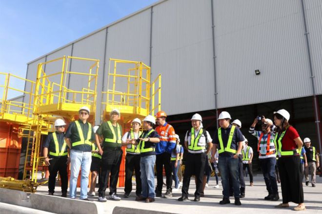 LRT-1 Cavite Extension works along CAVITEX to begin March 17 image
