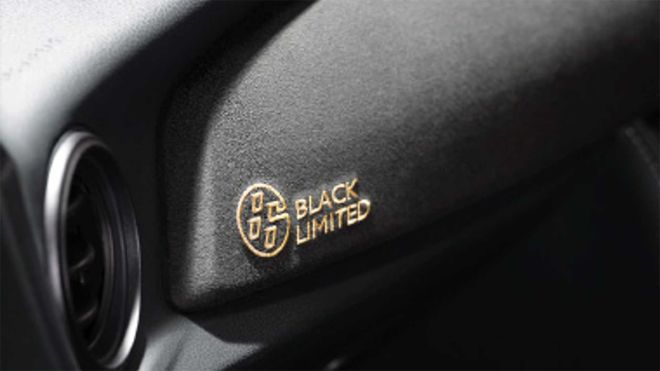 Toyota goes dark with 86 Black Limited special image