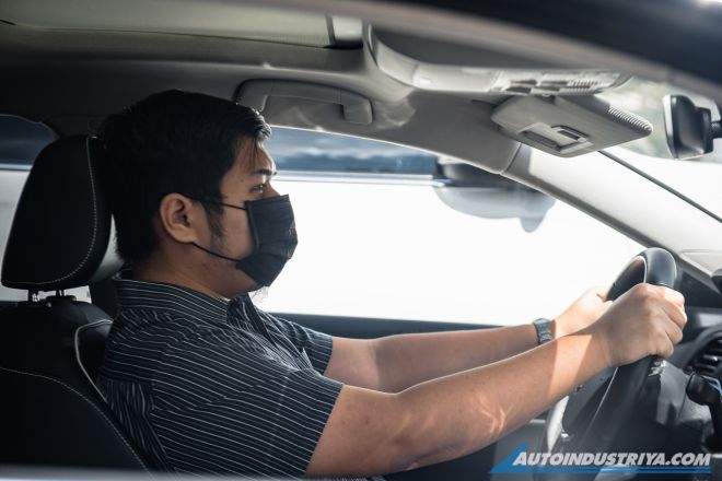 How to avoid hassles at a COVID-19 quarantine checkpoint image