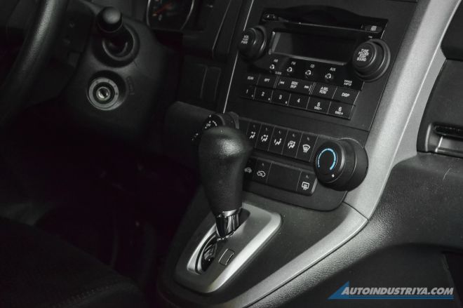 How to (properly) disinfect your car image