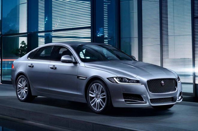 Jaguar Land Rover suspends production for one month image