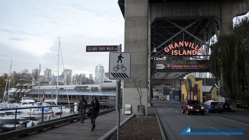 Exploring urban Vancouver in a hybrid image