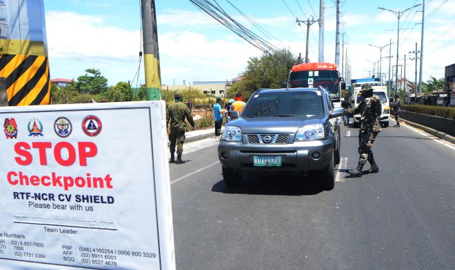 DILG to barangays: remove all checkpoints on national highways image