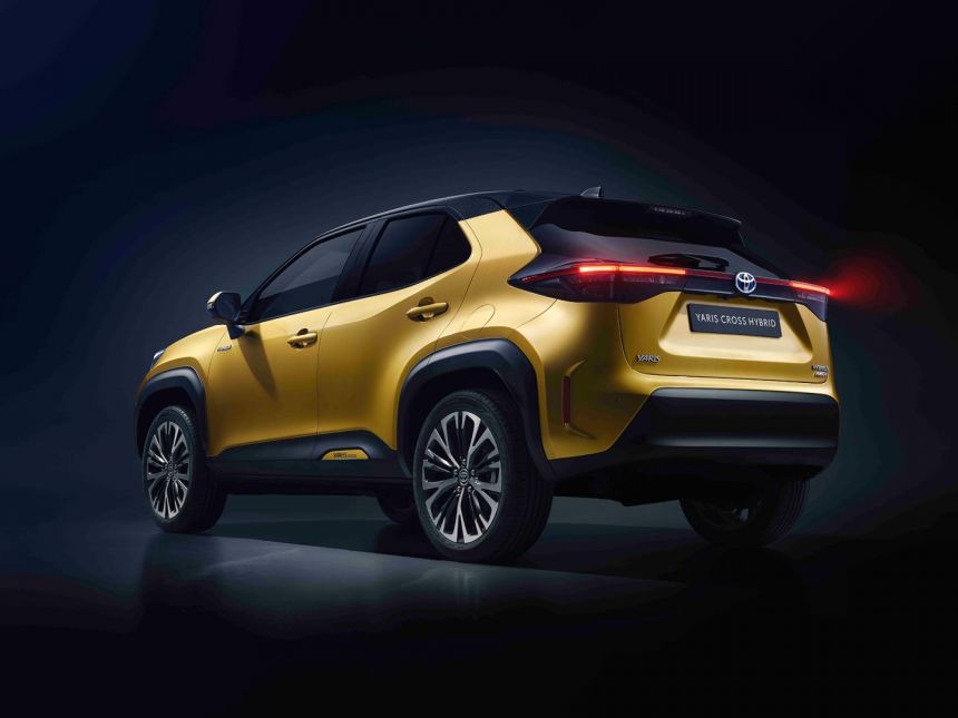 Toyota PH dealers starting to order units of Yaris Cross image