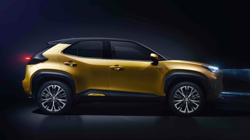 Toyota PH dealers starting to order units of Yaris Cross image