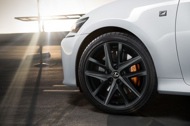 Black Line Special Edition marks end for Lexus GS image