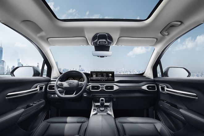 2020 Geely Haoyue 7-seat SUV launched in China image