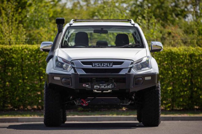 Explore the great beyond with 2020 Isuzu D-Max GO2 image