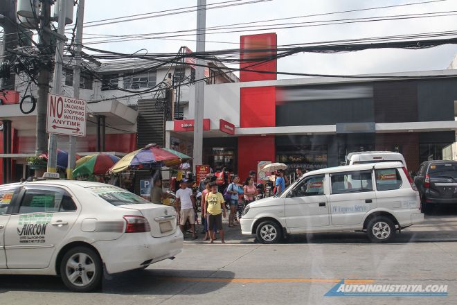 Buses, taxis may operate during GCQ period image