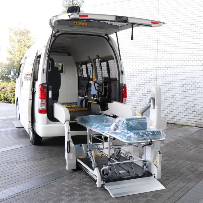 Toyota builds special Hiace to transport severe COVID-19 patients image