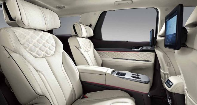 Hyundai Palisade gets the VIP treatment...literally image