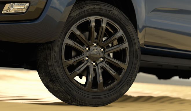 Ford brings 2020 Everest Sport to PH, starts at PhP 1.868 million image