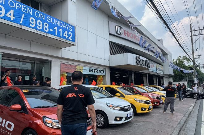 Honda Isuzu dealership down image
