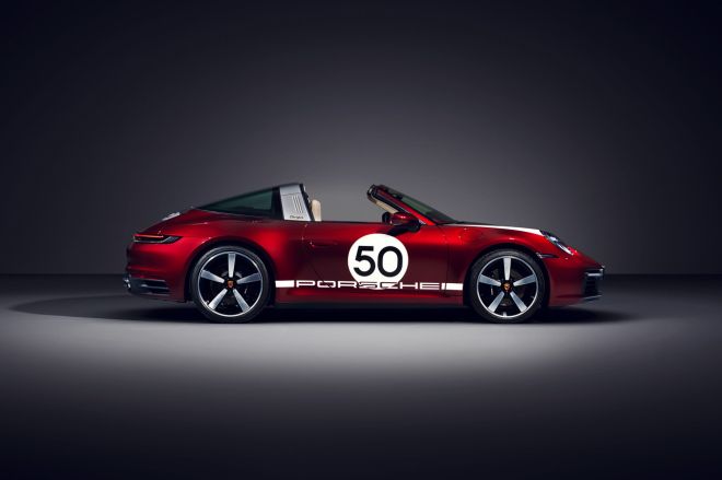Porsche 911 Targa 4S Heritage image