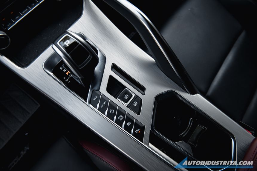 2020 Geely Coolray image