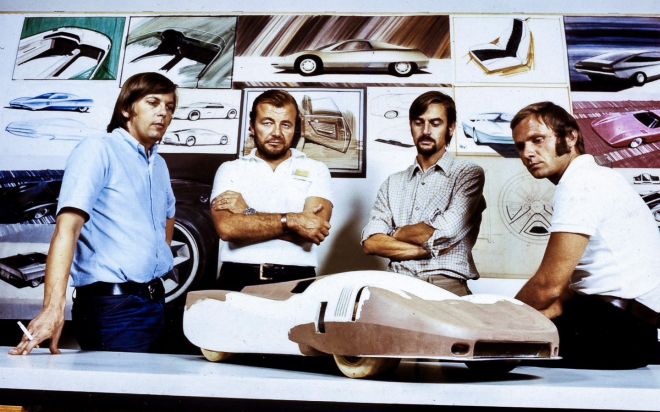 Style Porsche L-R: Richard Soderberg, Anatole Lapine, Hans Bruan, Wolfgang Mobius