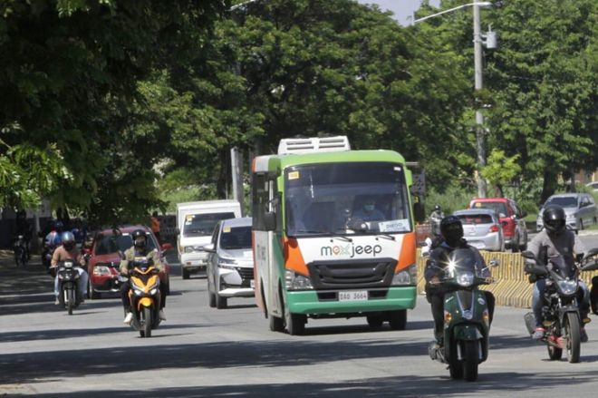 IATF: PUVs are exempted from local curfew hours image