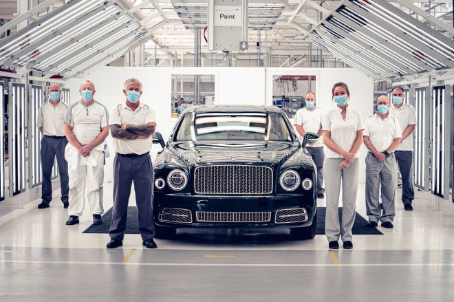 End of an era: Final Bentley Mulsanne rolls off factory floor image
