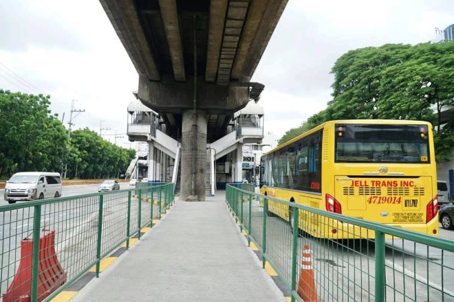 New inner-lane bus stops on EDSA look ready for passengers image