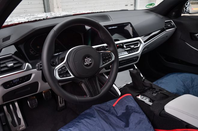 Watch the next-gen BMW M3, M4 attack the track with a manual image