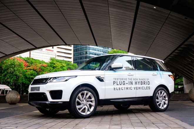 Green luxury: 2020 Range Rover P400e, Jaguar I-Pace lands in PH image