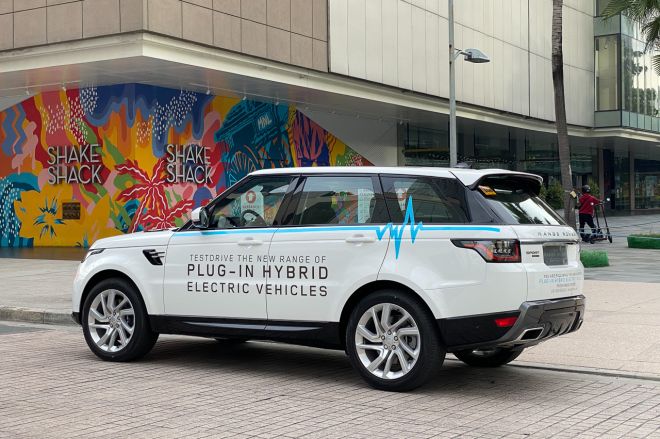 Green luxury: 2020 Range Rover P400e, Jaguar I-Pace lands in PH image