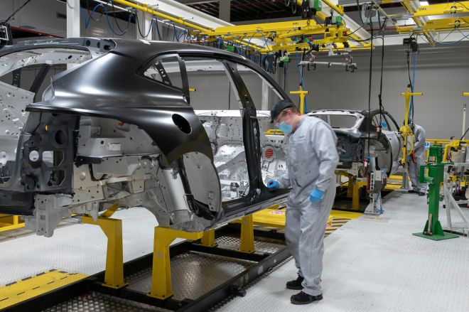 First Aston Martin DBX SUV rolls off the assembly line image