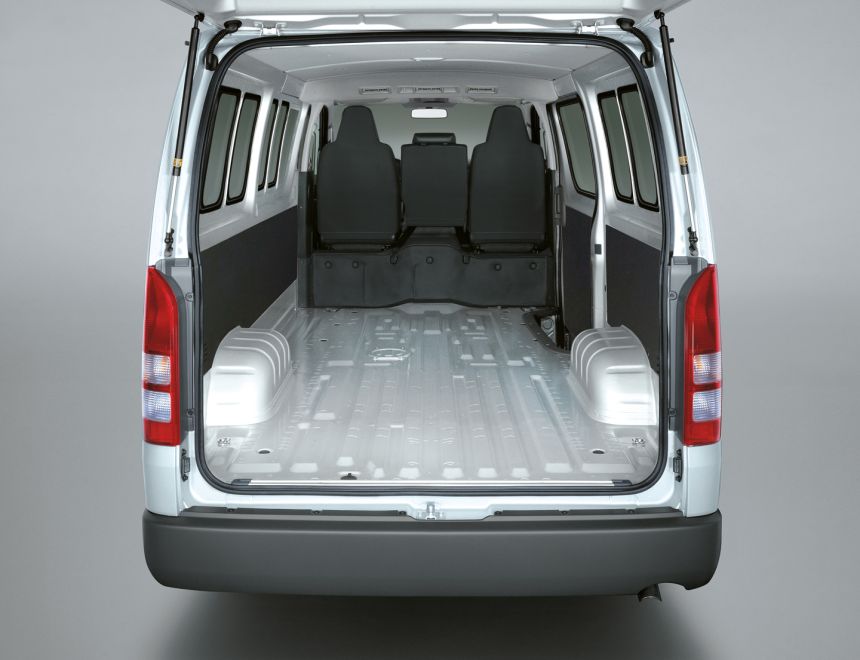 We wish Toyota brings the HiAce with rear barn doors image