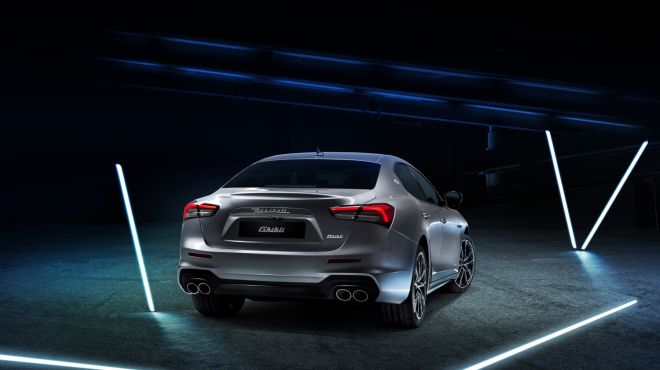 2021 Maserati Ghibli Hybrid image