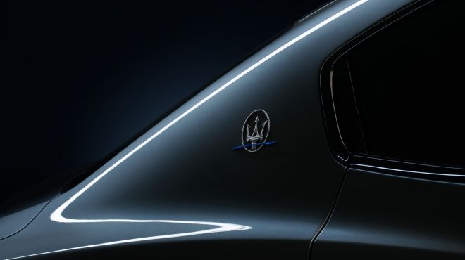 2021 Maserati Ghibli Hybrid image
