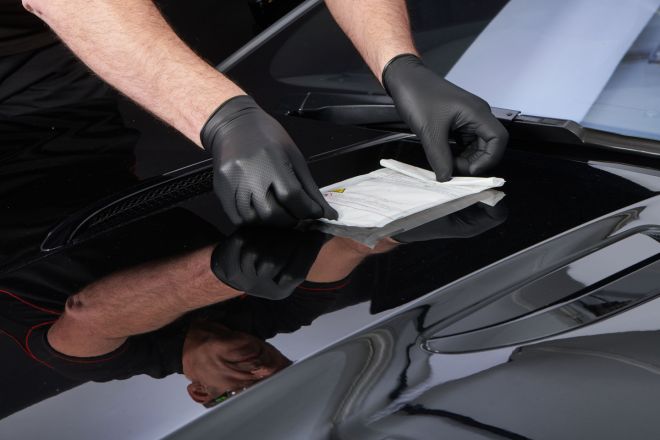 New treatment prevents bird poop from damaging car paint image