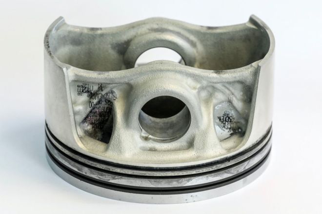 3D-printed pistons give 700 HP Porsche 911 GT2 RS 30 more HP image