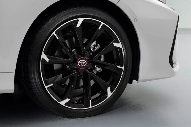 Euro-spec Toyota Corolla GR Sport looks better than Thai model image