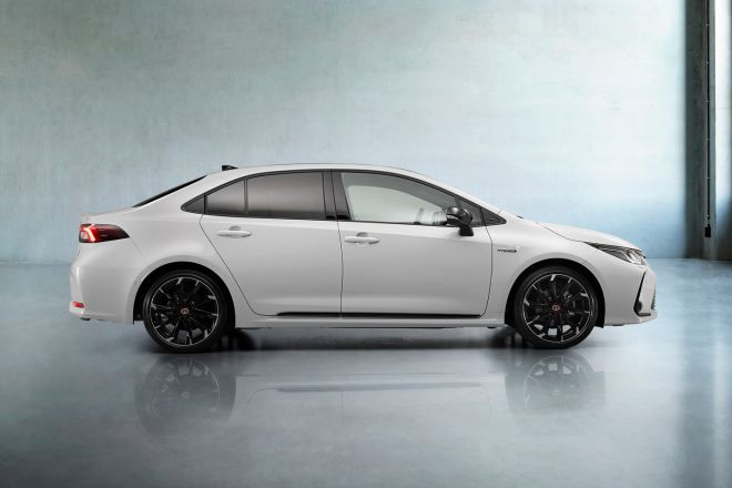 Euro-spec Toyota Corolla GR Sport looks better than Thai model image