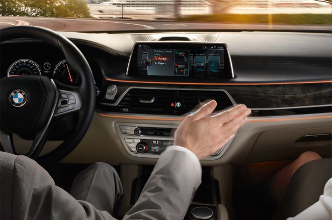 JLR develops contactless touchscreen to reduce spread of bacteria image