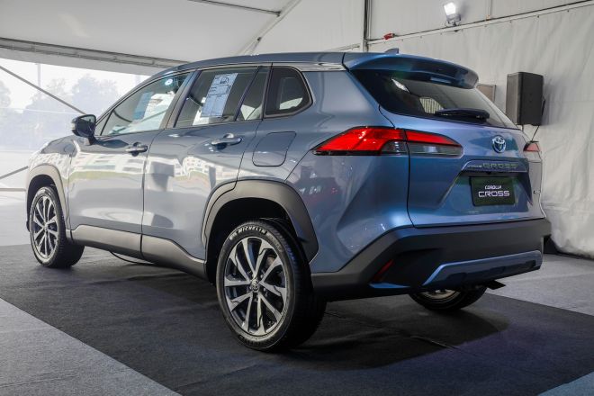 Corolla Cross PH specs image