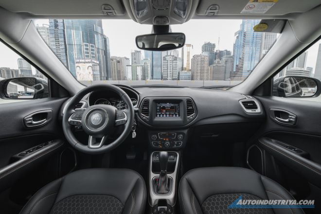2020 Jeep Compass Longitude 4x2 image