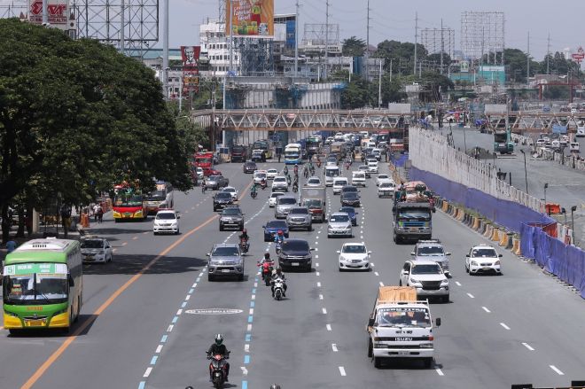 Metro Manila, Laguna, Rizal, Bulacan revert to MECQ image