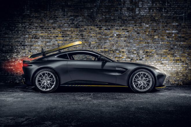 Aston Martin goes Bond, James Bond with special Vantage, DBS Superleggera image