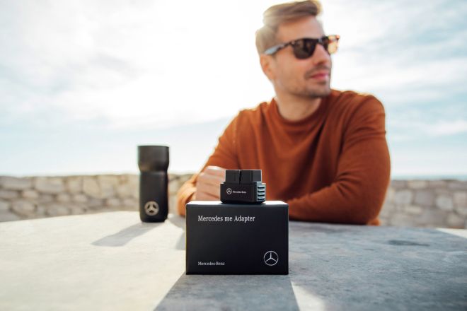 Give your old Mercedes connectivity services with this adapter image