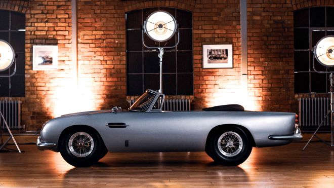This Aston Martin DB5 is perfect for James Bond Junior image