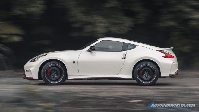 2020 Nissan 370Z Nismo image