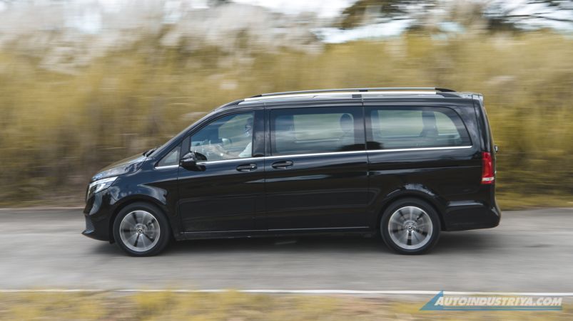 2020 Mercedes-Benz V220d Long image