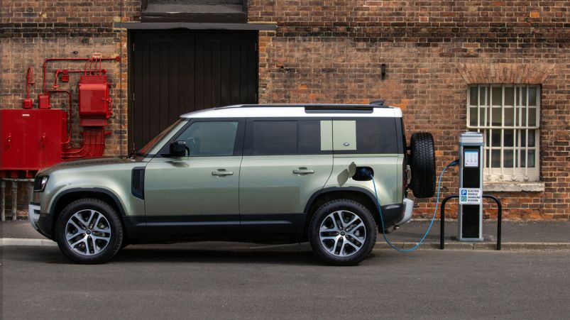 Land Rover gives the Defender hybrid power for the first time image