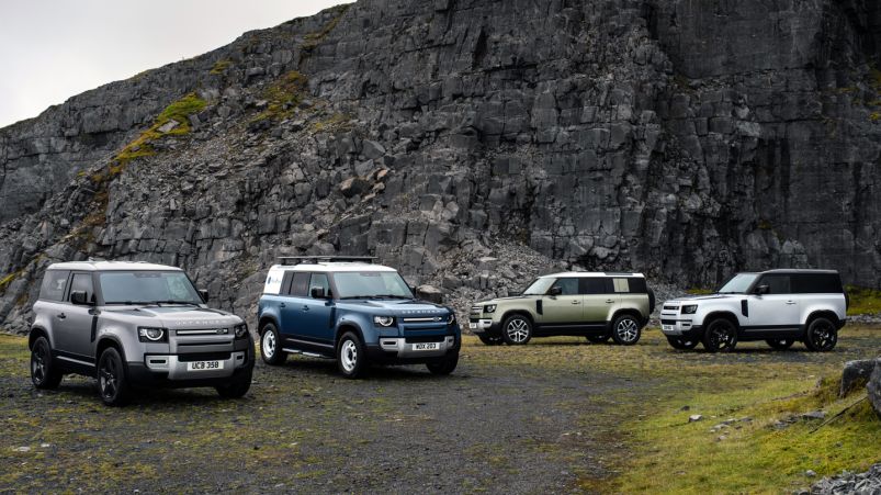 Land Rover gives the Defender hybrid power for the first time image